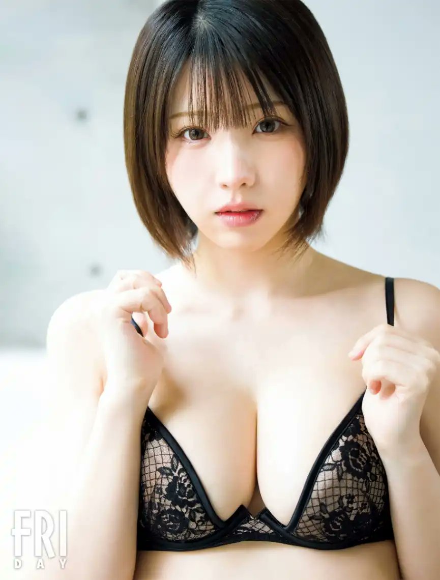 false_bay_max's tweet image. #bit 26/04/19-412 #o #m #美女 #美人