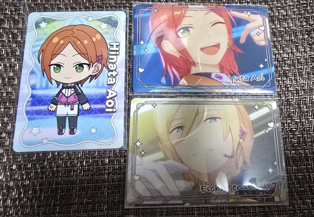 まき@グッズ tweet media