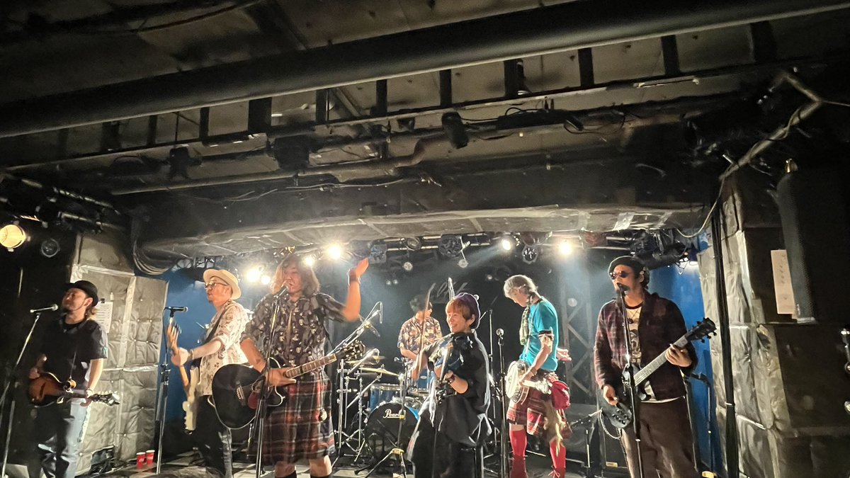 momiji_88's tweet photo. DIRTY OLD DRUNX
とにかく楽しい😊ひたすら踊りまくる https://t.co/E8DOVvVmTY