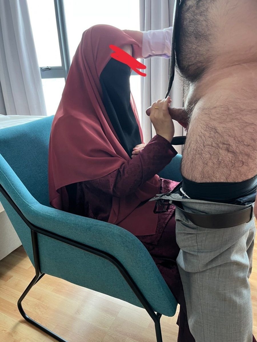 pesona hijab tweet media
