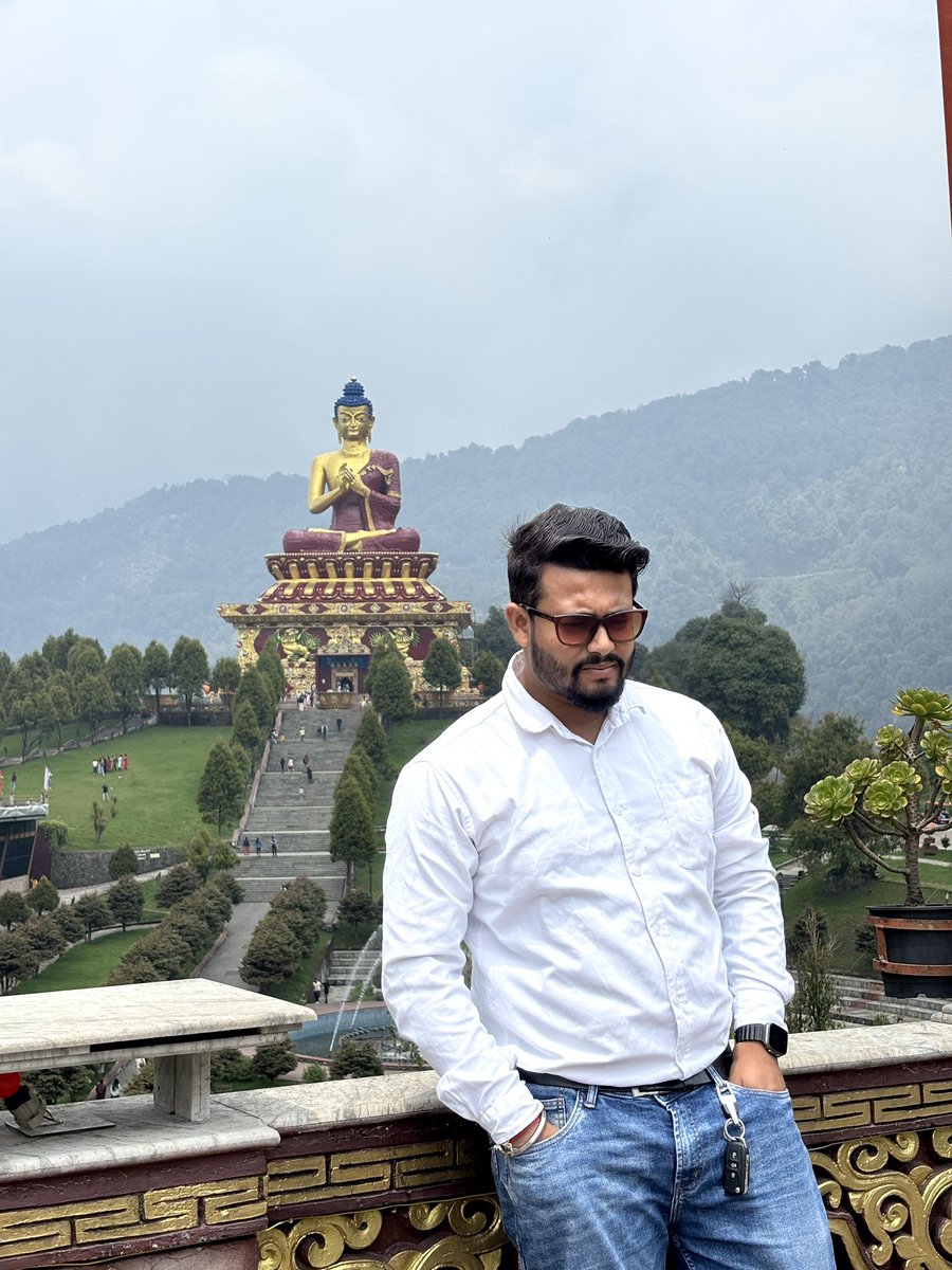 being_JohnDeka's tweet photo. Buddha Park, Ravangla, Sikkim, South Sikkim 🏔️ https://t.co/nfWNfmQSyp
