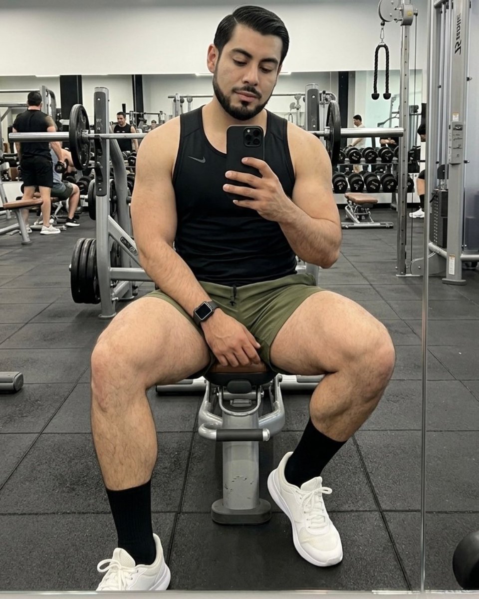 IamCharlesAFV's tweet image. Pausa oficial. ✅🔋

Domingo para resetear la mente, soltar el estrés de la semana y visualizar todo lo que vamos a romper a partir de mañana. Que sea un día increíble para todos. ¡La visión sigue intacta! 🚀🌐

#SundayMood #ExplorePage #Actitud #Mindset #WeekendVibes