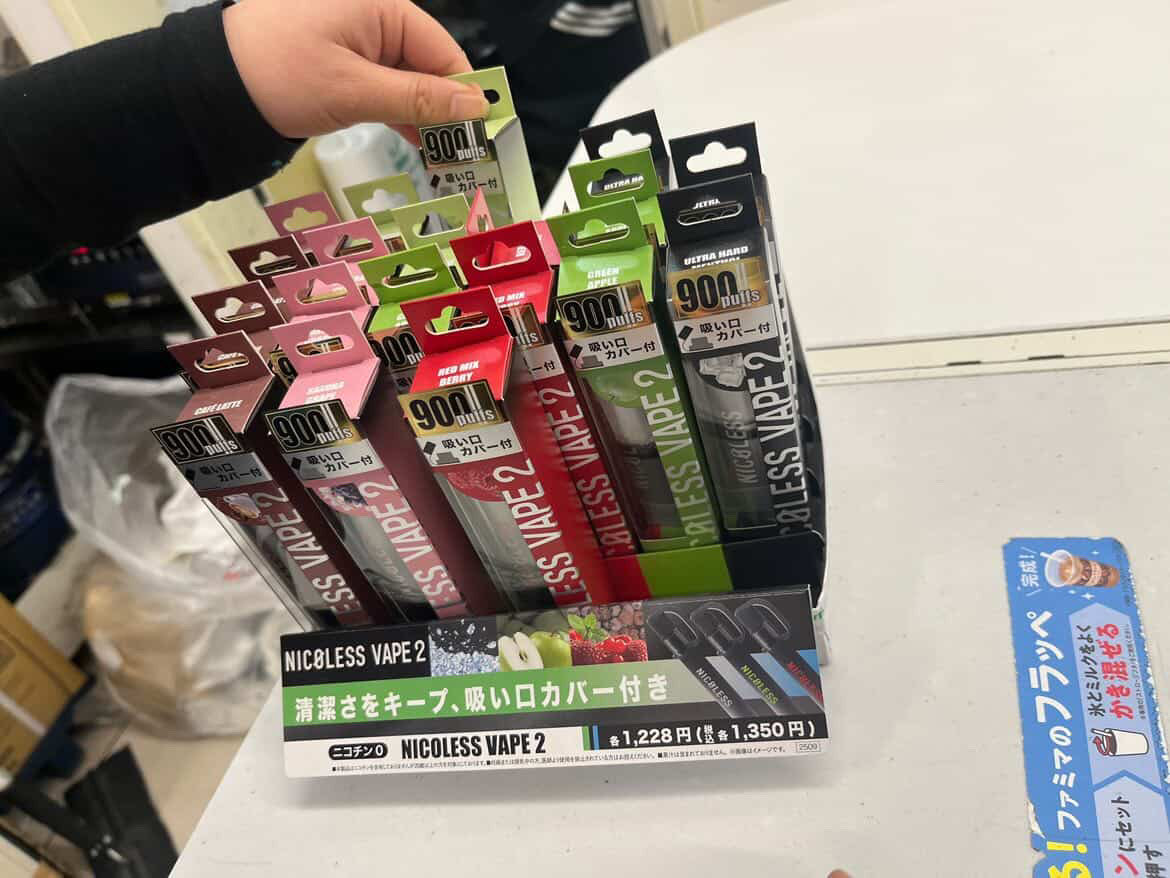 naloyjani tweet media