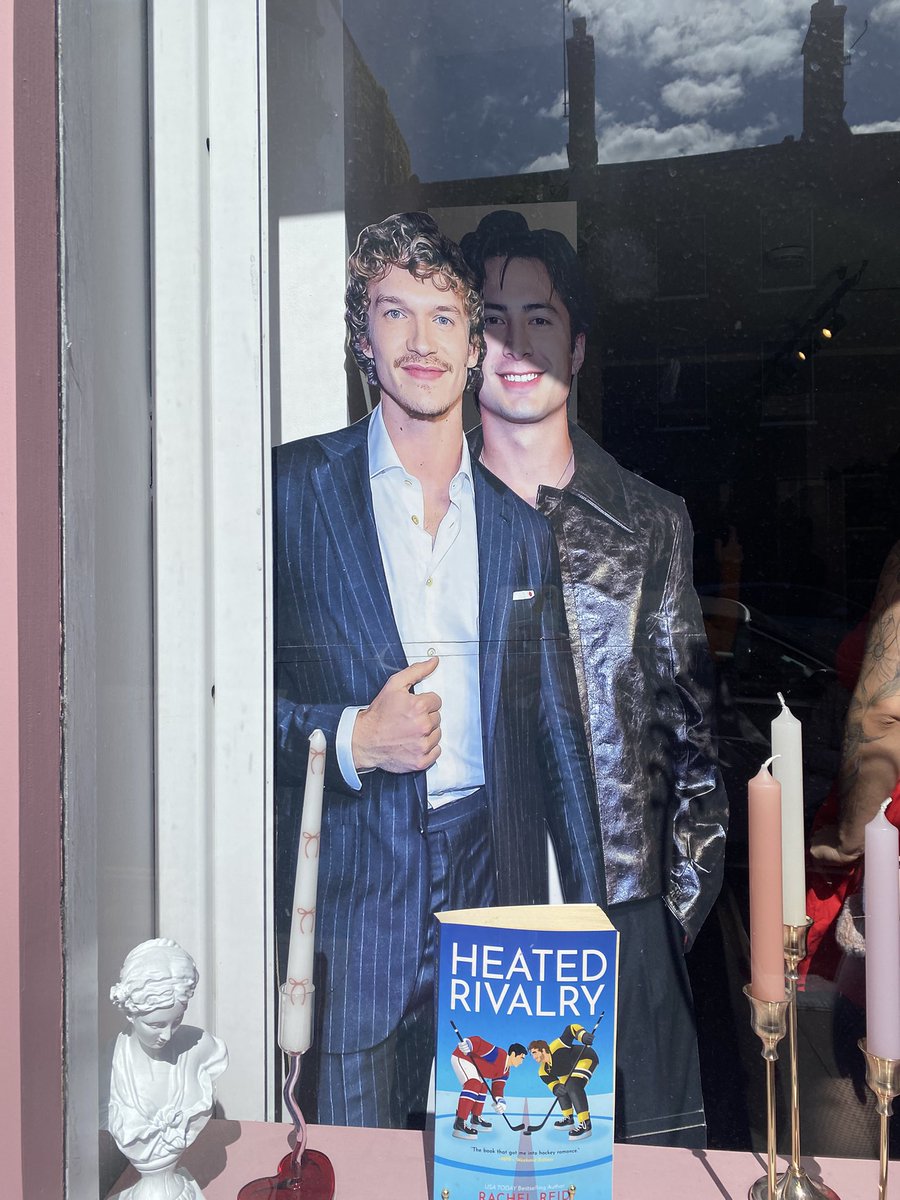 miriana 🏒🦈 tweet media