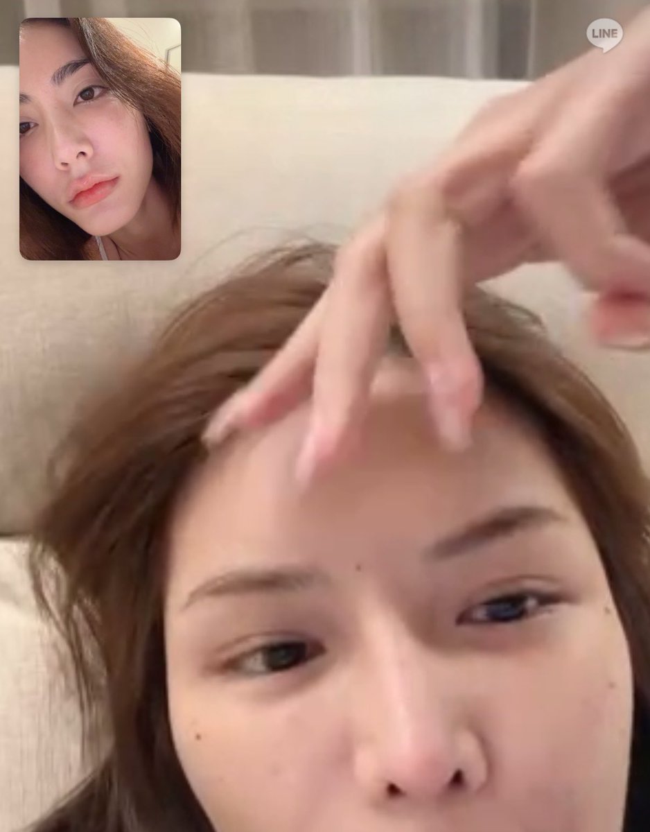 meenaxrina tweet media