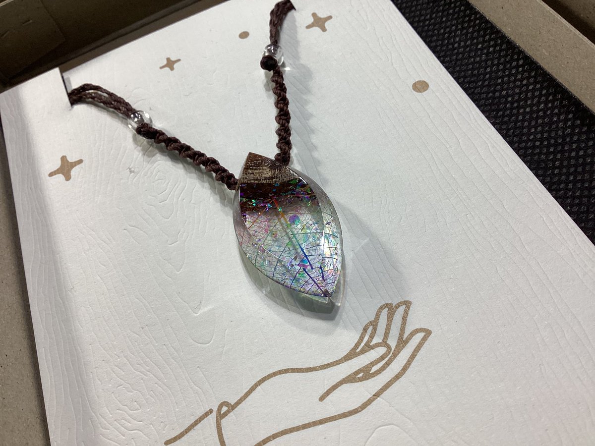 こんちぇると 切り絵作家 tweet media