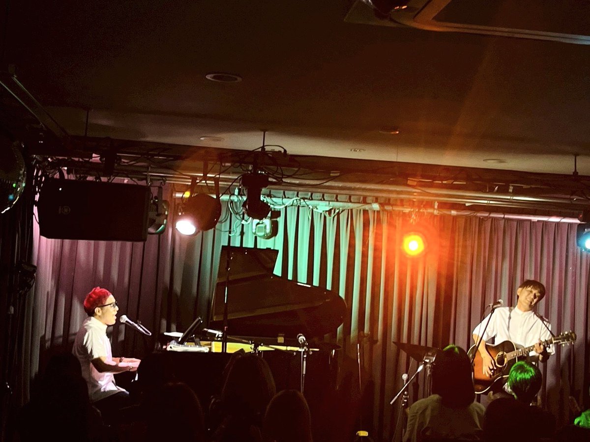 サーム tweet media