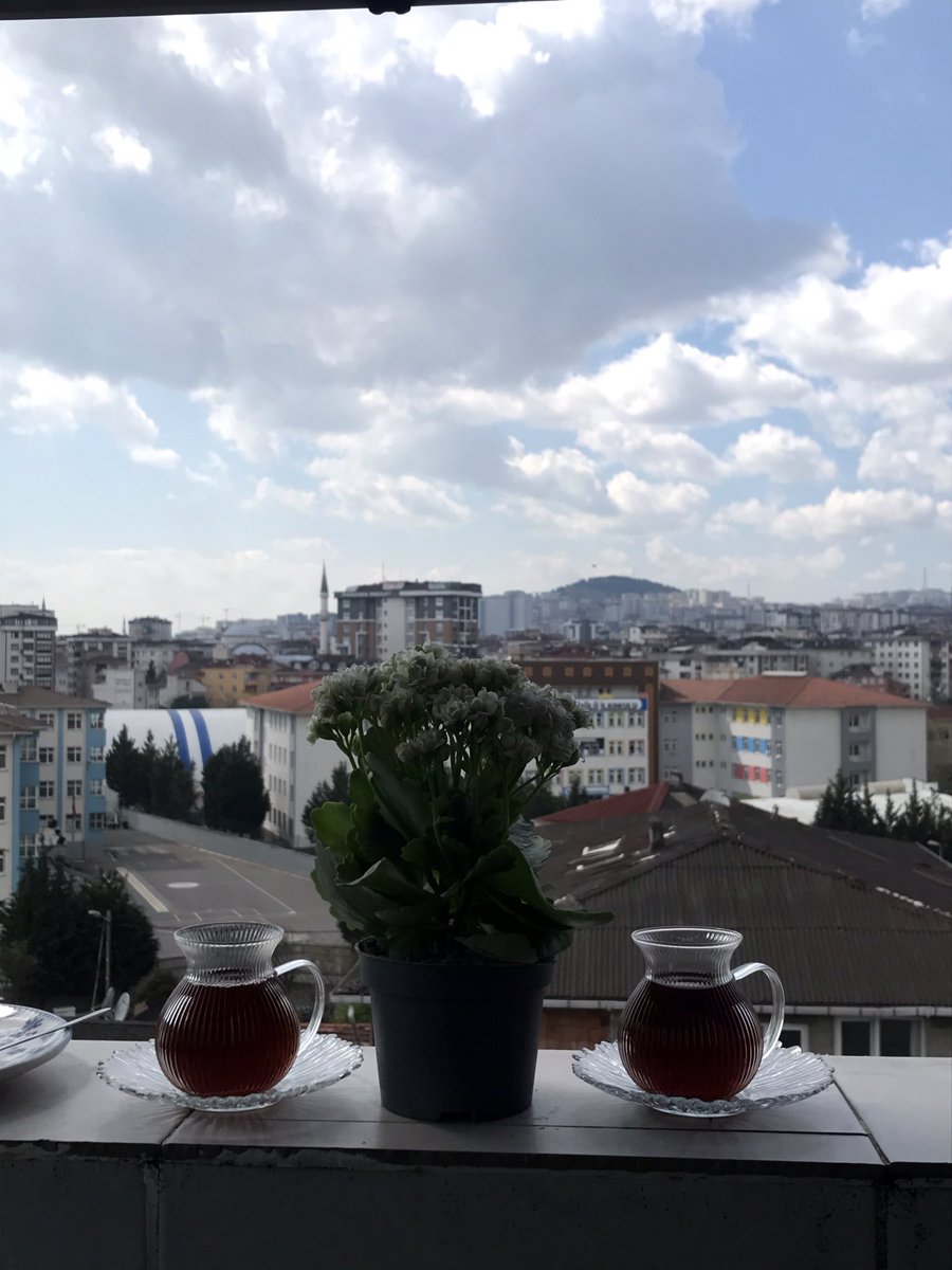 Müennes biri tweet media