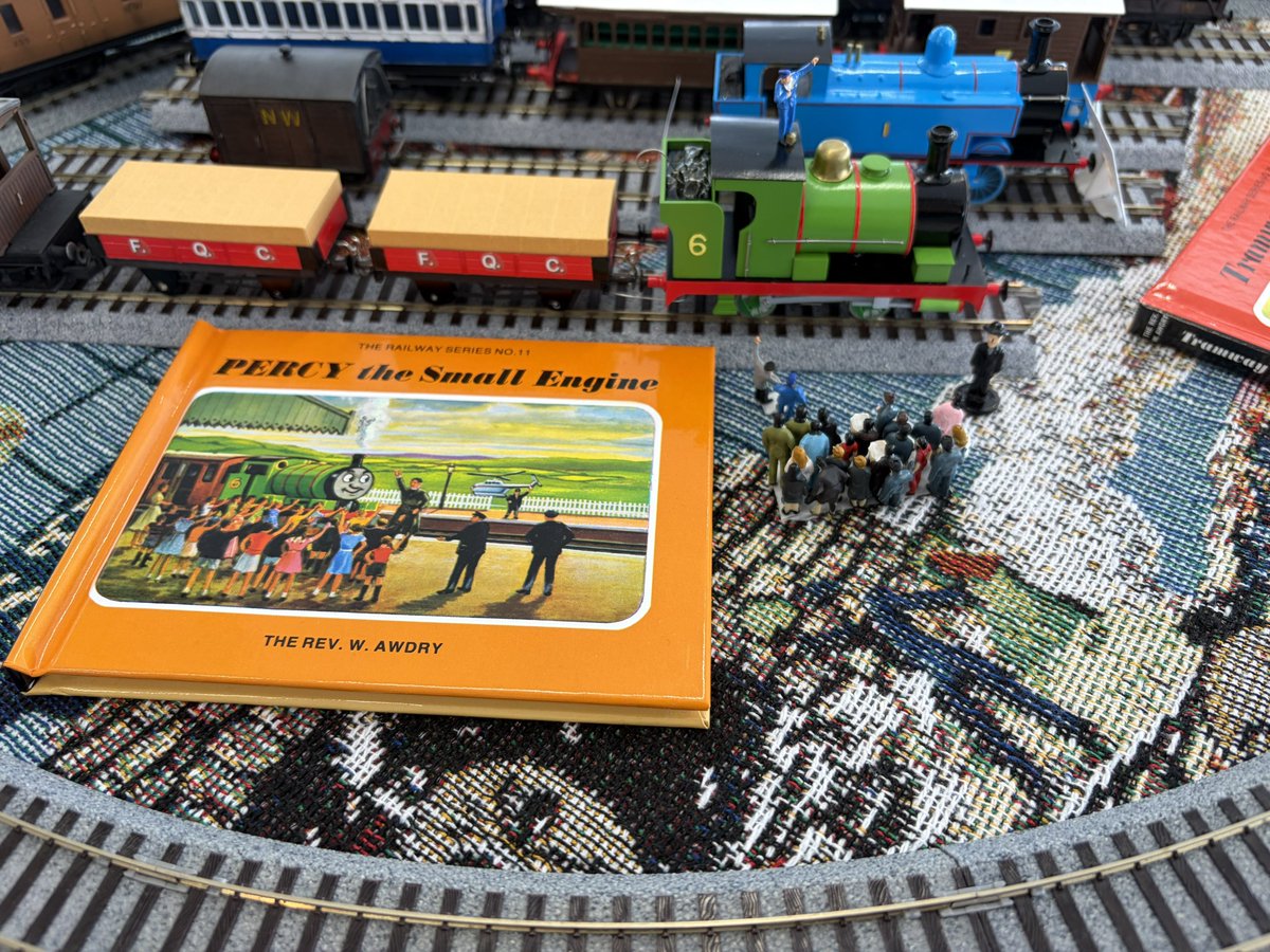 モライアス tweet media