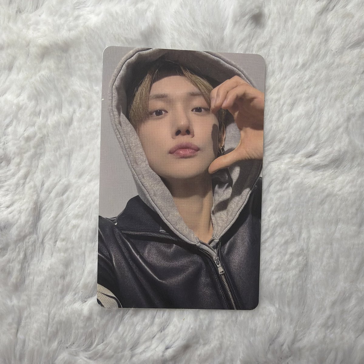 𝑚𝑎𝑛𝑎 tweet media