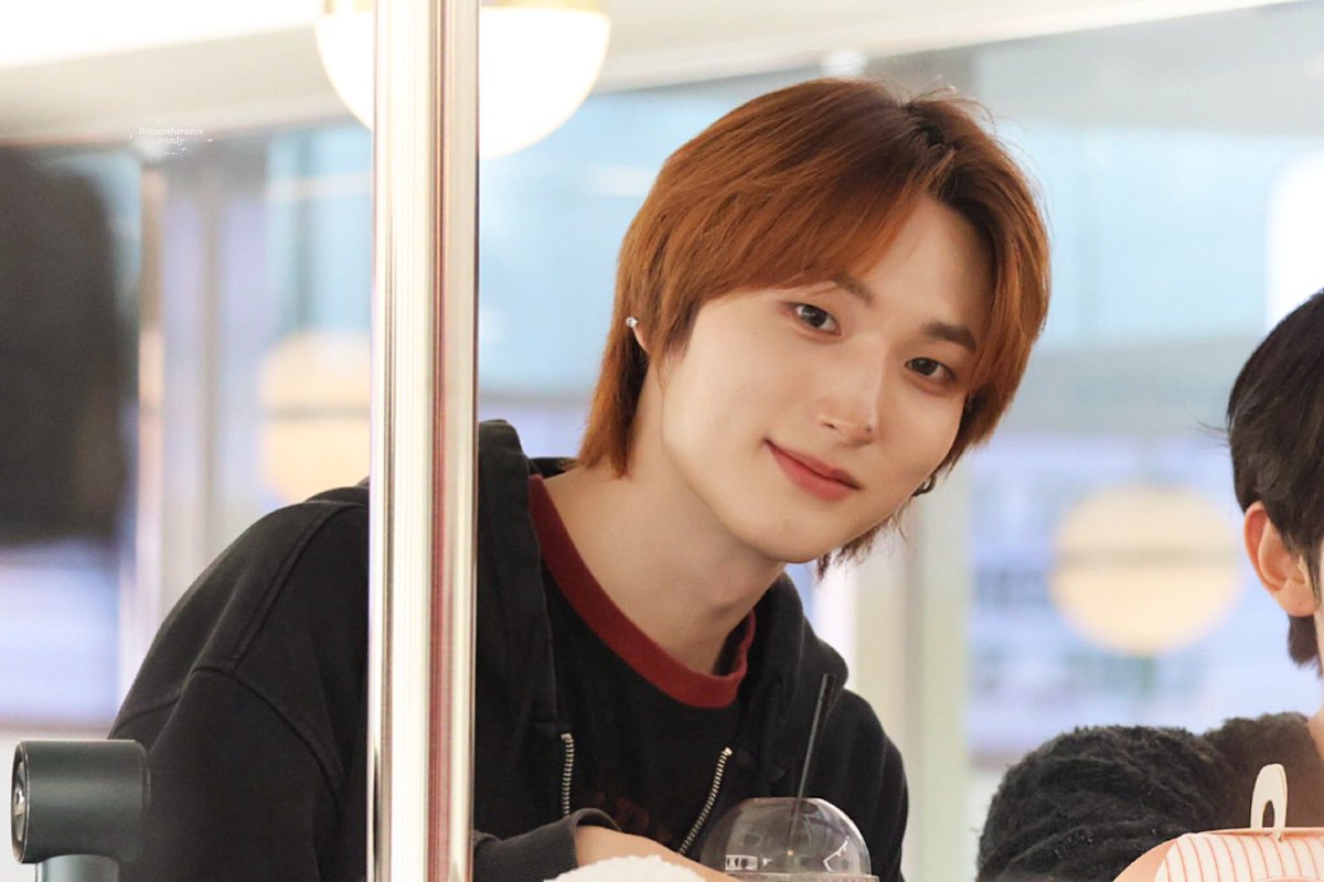 moon_beomsoo's tweet photo. 260419

ᙚᵐⁱᒻᵉ¨̮♡

 #소디엑 #BEOMSOO #범수 https://t.co/40V397MmK7