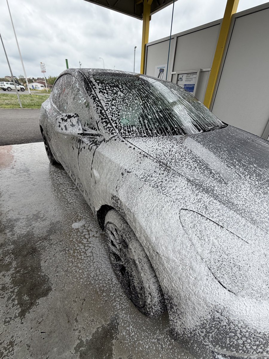 Eymeric63974 🇷🇪 tweet media