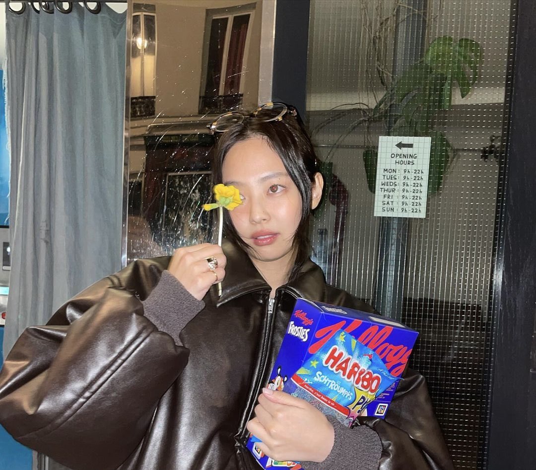 jennie pics tweet media