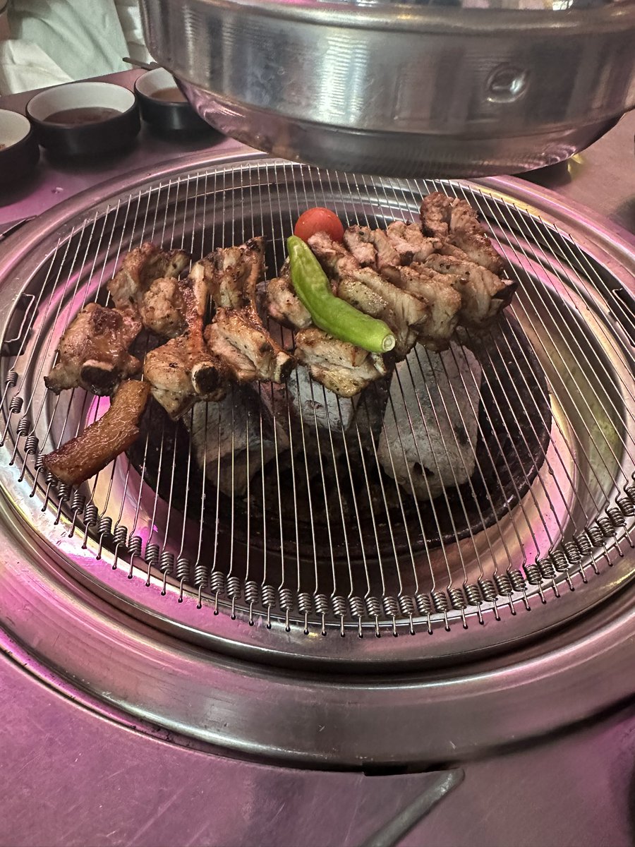 모또.. tweet media