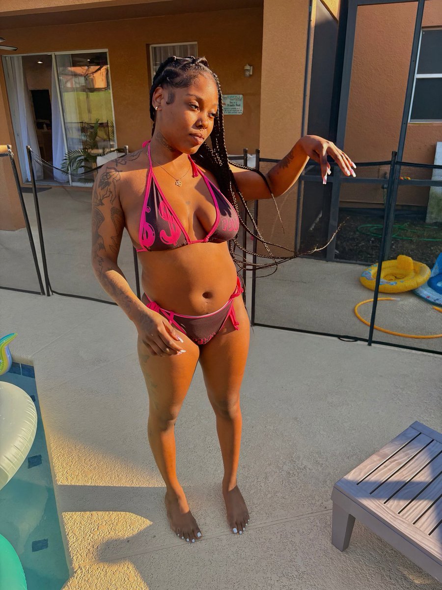 Kpopyashit tweet media