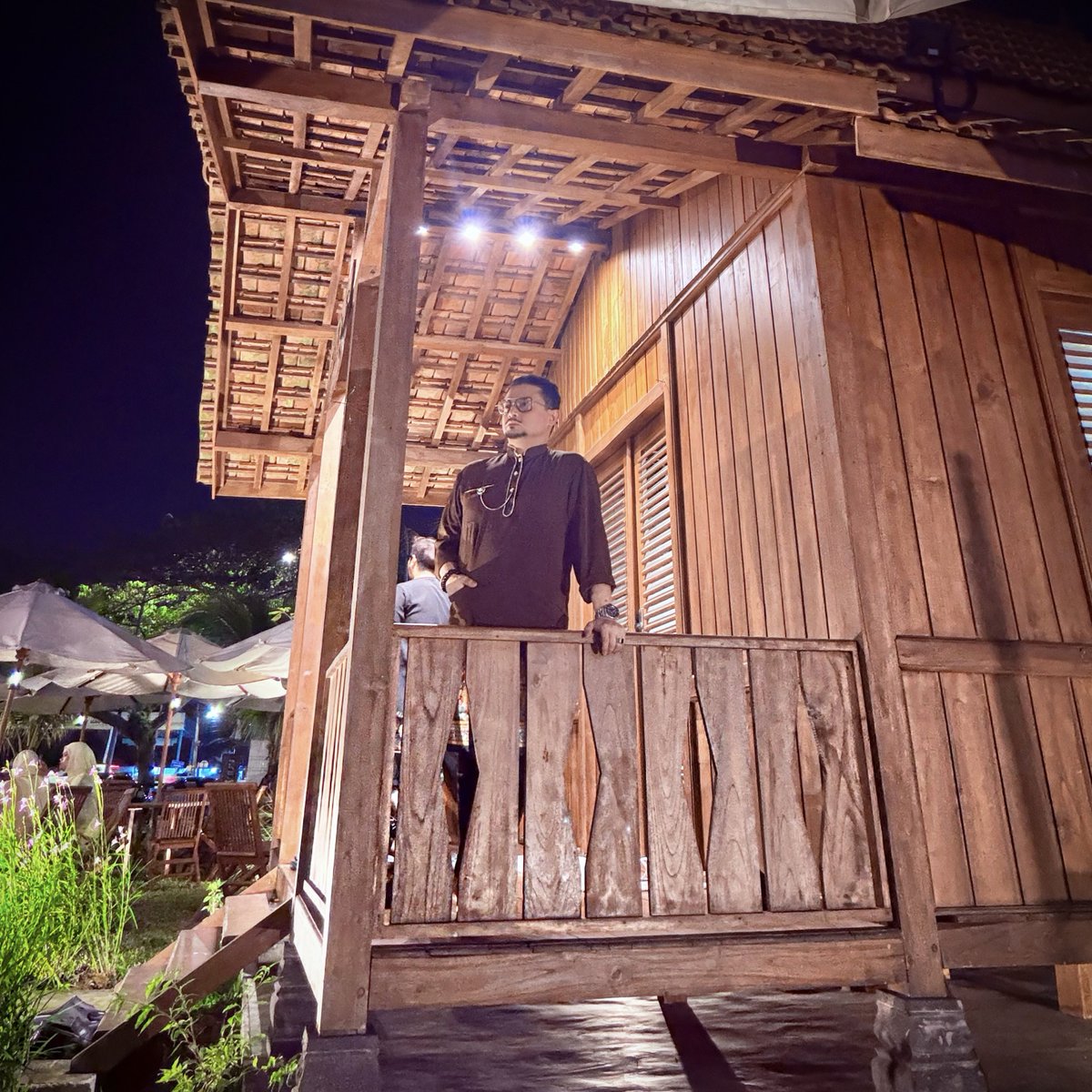 syed_faisal13's tweet image. 🏡    #eidmubarak 🌙