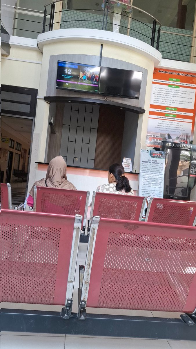 wdychaa's tweet photo. Berangkat periksa sendiri, nyetir motor sendiri dgn tangan gemeter.. sepanjang nunggu antrian deg"an, gemeter, takut, ovt kemana".. dan yap hasilnyaaa emg udah bener 😊 
Bismillah, semoga sembuh.. https://t.co/kWu0cBNgJY