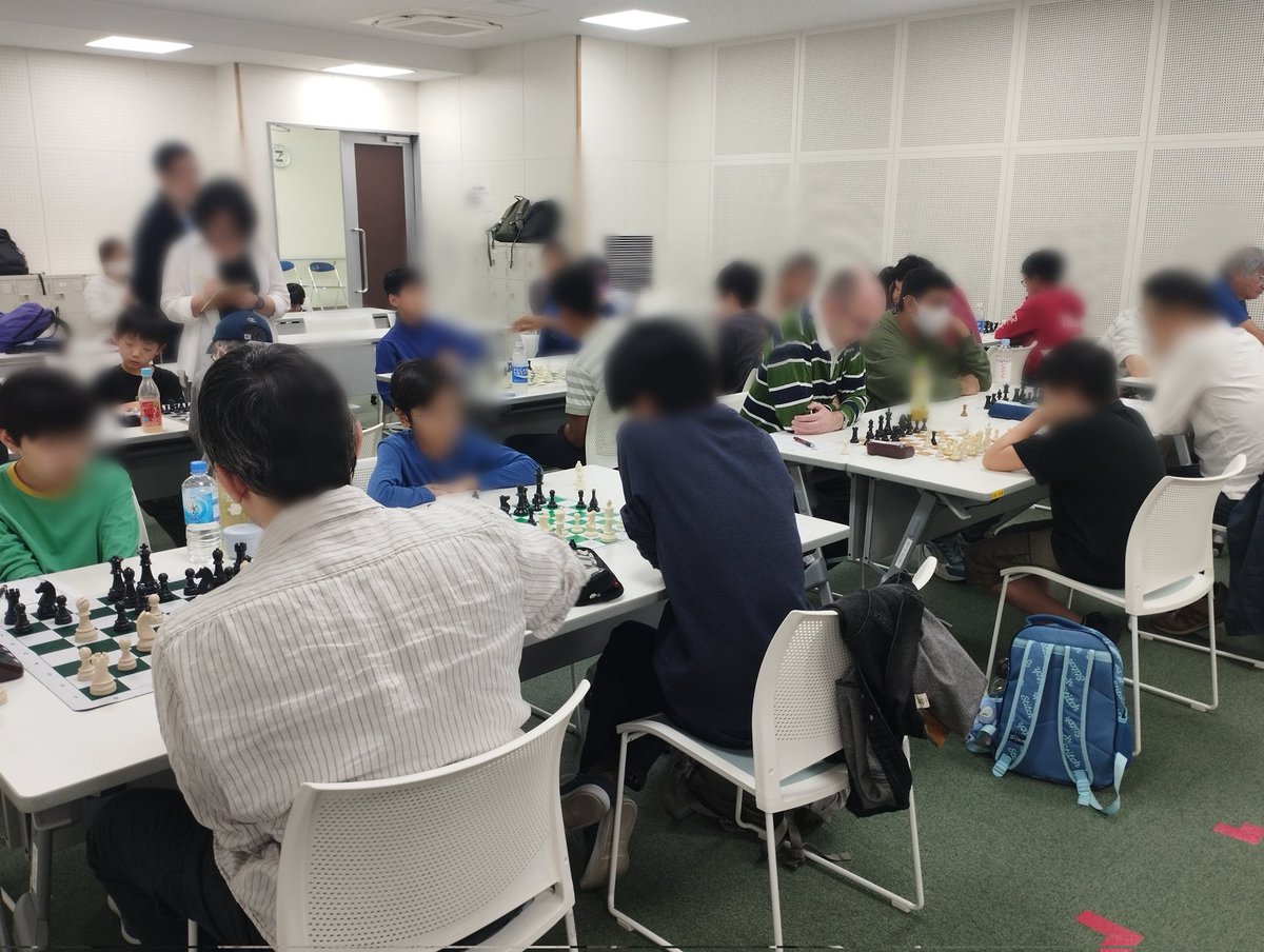 ChessChiba's tweet photo. 26th Chiba Chess Festa in Kashiwa
千葉チェス

1位    野田 龍          4.5P
2位   石井 伊知郎 4P
3位   新居 冬馬      3.5P

U-12の2名が1位と3位。
キッズが総勢10名参加しました。
皆様ありがとうございました。
　https://t.co/rKtzuhHmBw

飛び込み参加歓迎　初心者歓迎
誰でもOK 　予約不要 https://t.co/yR3FBzCc1N