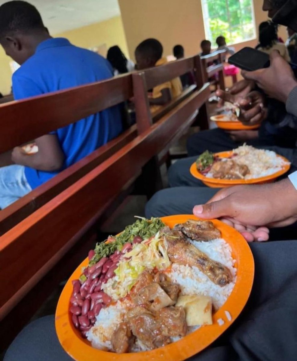 Sarafina tweet media