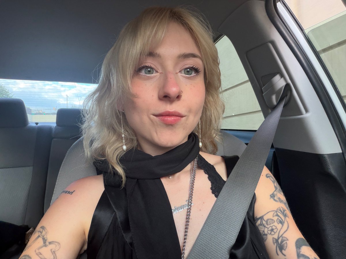 𝓂𝒶𝓂𝒶𝓃, 𝑒𝓈𝓆. tweet media