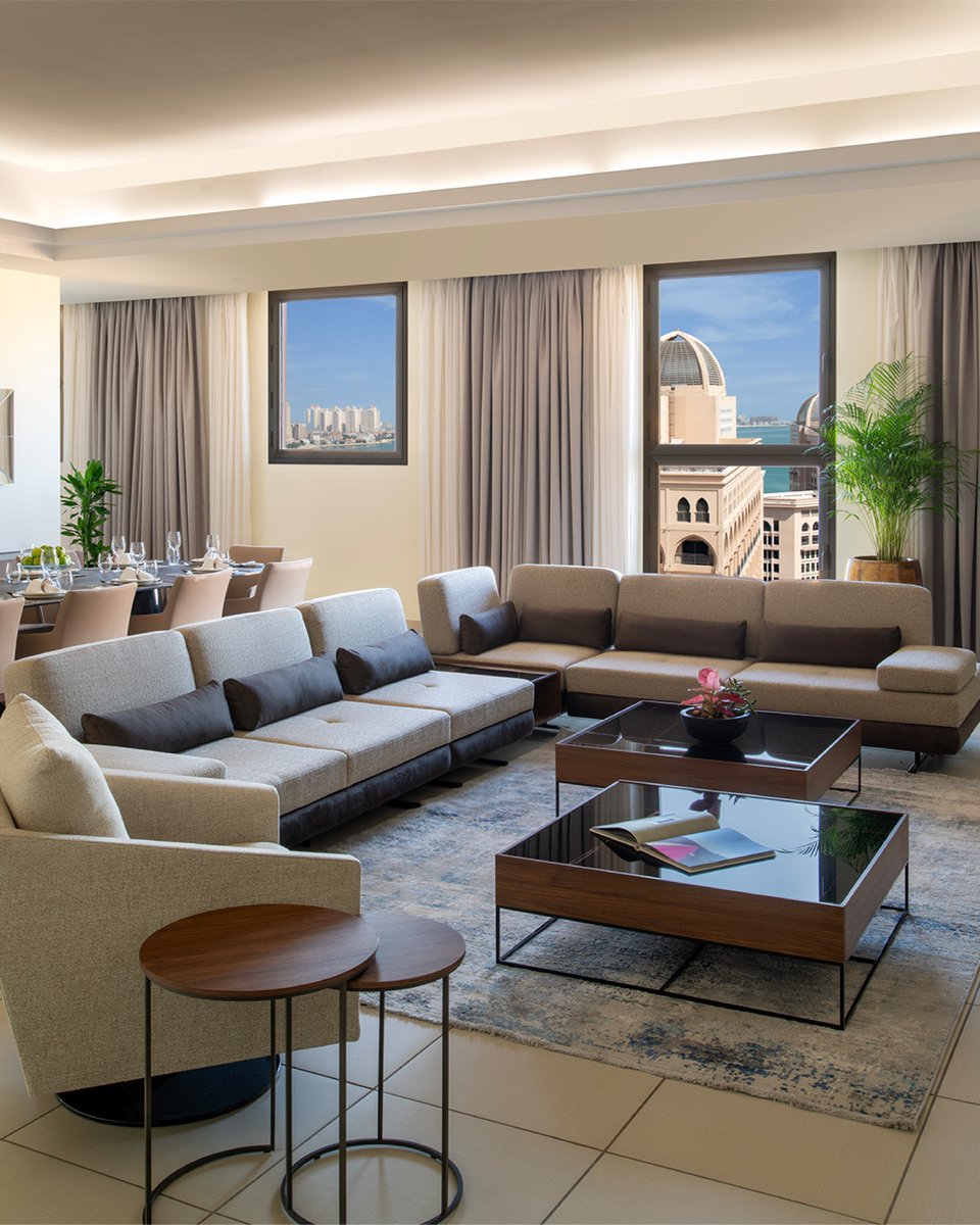 SIR_Qatar's tweet photo. A 5-bedroom penthouse with panoramic sea views, now available for rent at Al Gassar Resort, West Bay for QAR 40,000 per month.
Fully furnished, with access to premium lifestyle facilities - padel courts, basketball courts, a wellness center, and more.
Contact us at +974 3369 3335 https://t.co/2rpTzFkOEW