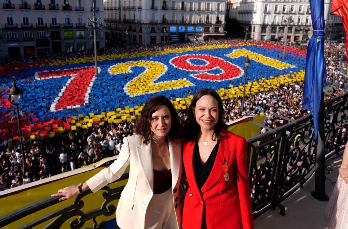 Isabel Díaz Ayuso, Presidenta cuqui fake ⚪ tweet media