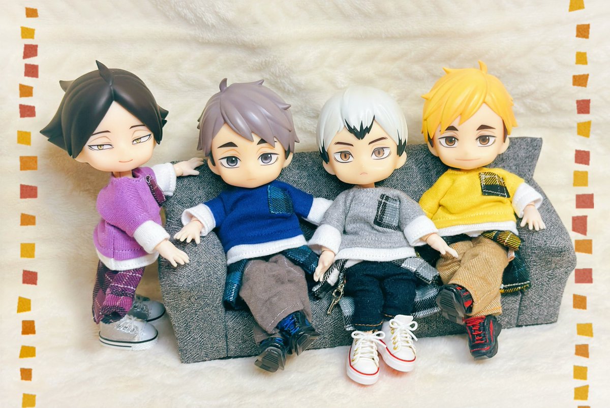 初めて4人お揃いのお洋服✨
そして初めて4人一緒にお写真撮った📸

🦊大集合♬.*ﾟやっと揃った🙌

👕 le chapeau様 <a href="/yunbunsuto/">le chapeau</a>
👟 ちっぷ様 <a href="/chip_tea/">ちっぷ🐻🍯👟CHIP★STARS</a> 
       Ag-Moon様 <a href="/agmoon_shoes/">Ag-Moon</a>
🪑P★E様 <a href="/info_P_E/">P★E(Sei)</a> 

大好きな作家さんの作品お迎え出来て嬉しい♡