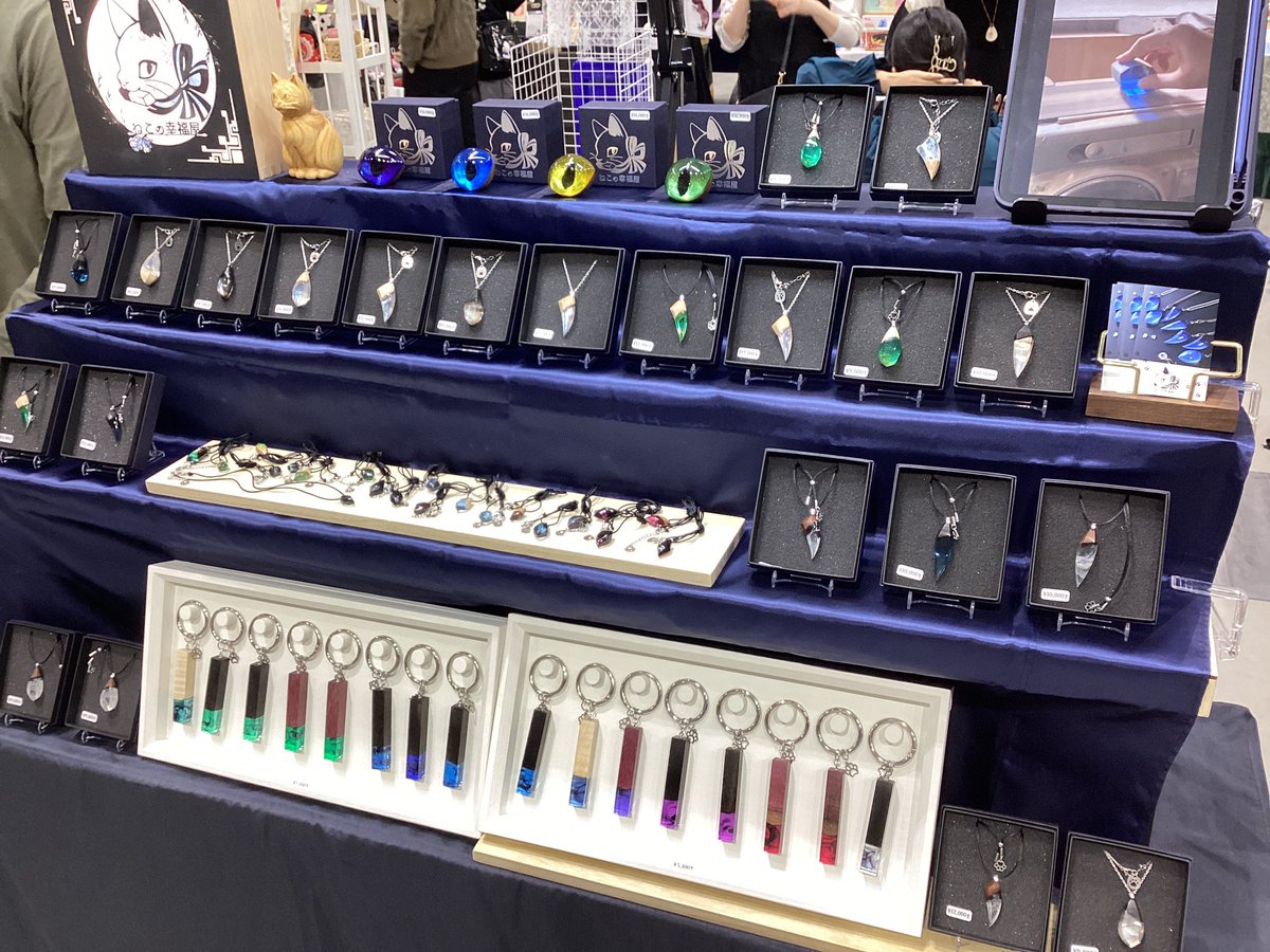 こんちぇると 切り絵作家 tweet media