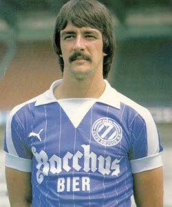 MichelFCBerix's tweet image. Happy birthday on 19 April:
- Raphael Onyedika (2️⃣5️⃣)
- Niki Zimling (41)
- Henny Desmet (51)
- Daniël De Cubber (72)
#ClubBrugge