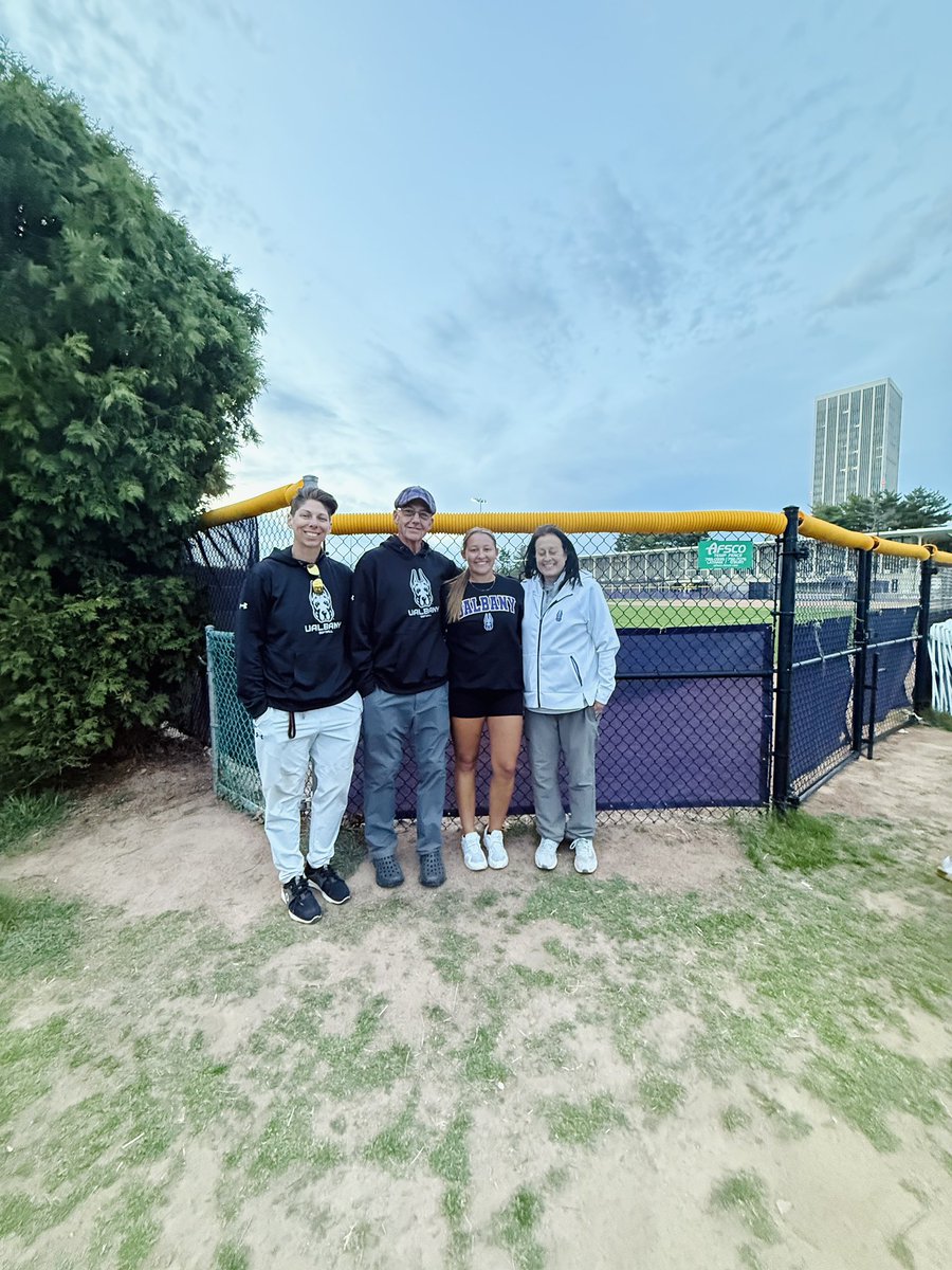 Emily Shepherd Softball tweet media