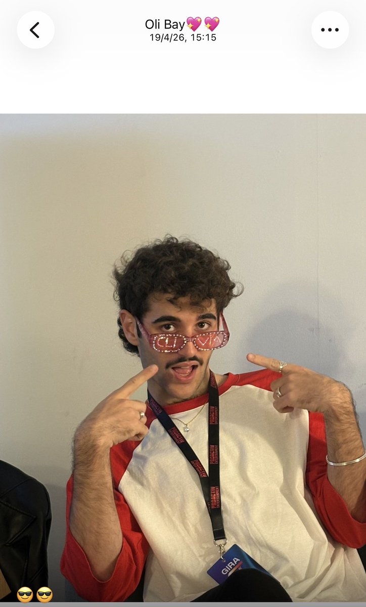 Olivia en su canal de difusión de WhatsApp😂