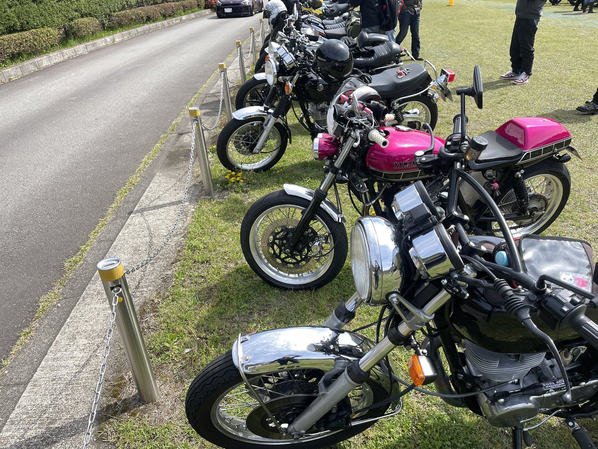 峰 ｜ SR400 tweet media