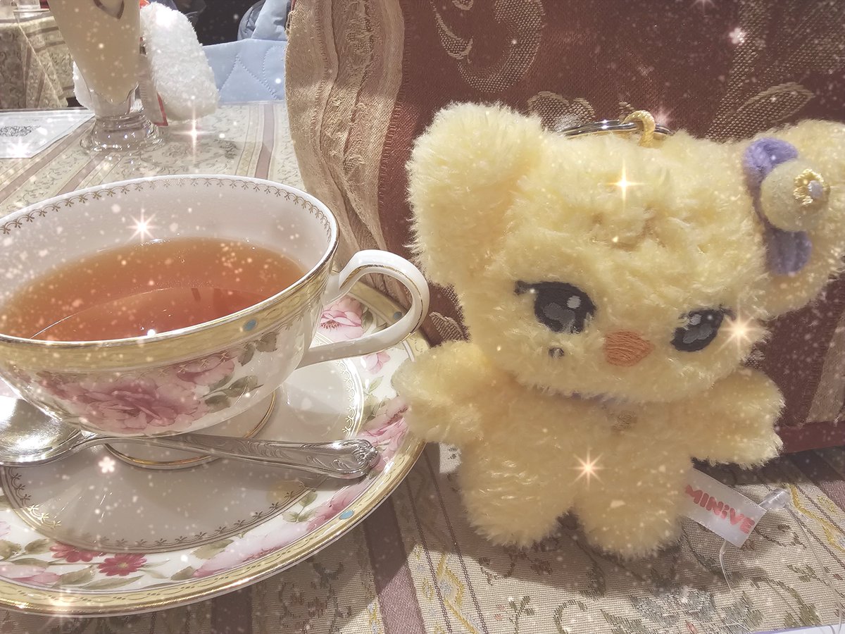 w322m's tweet photo. IVE京セラ2days👑💍💖
LUCID DREAM最高でしたわ😭👏✨初日の삐빅おこなウォニョン様しぬかも😂
生まれて初めてかすうどんたべた～ゆりさんありがとうございました😘💕 https://t.co/NR8G2zIENA