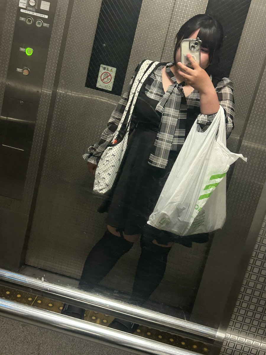 ぼっち2 tweet media