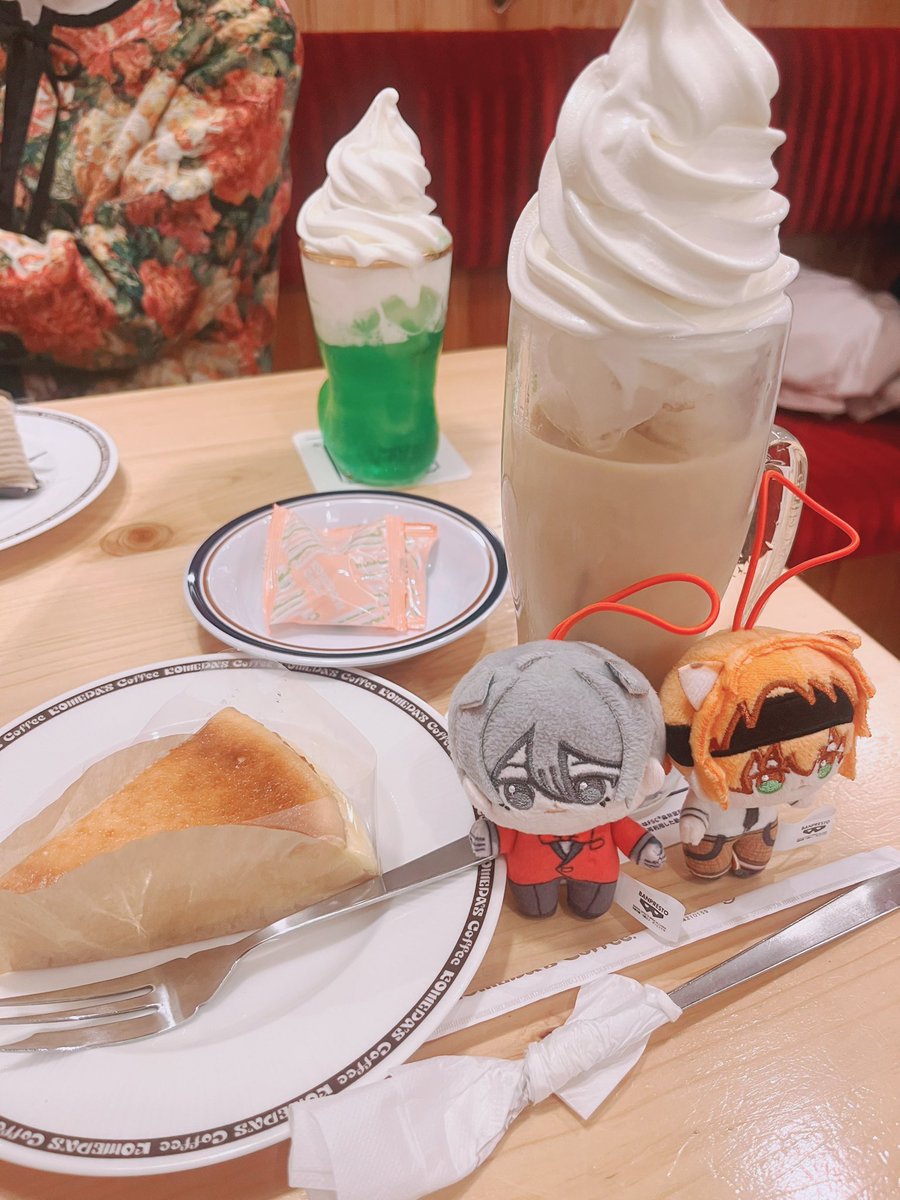 昨日やま太さんとばくだんやき食べてコメダ行った🎶いっぱい食べた🎶