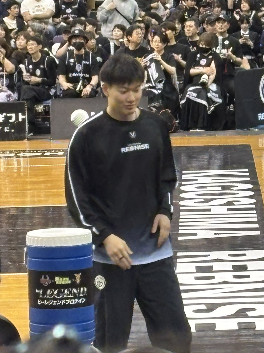 jan_mami's tweet photo. away鹿児島から帰宅しました。
今節…みもりんロスター外でプレー見れず残念でした。
鹿児島の食事どれも美味しかったです😊
鹿児島の皆様、3年連続のプレーオフおめでとうございます。
今節もありがとうございました。
来週awayラスト応援もしっかり頑張ります📣

#バンビシャス奈良 https://t.co/8sFsKhmRES