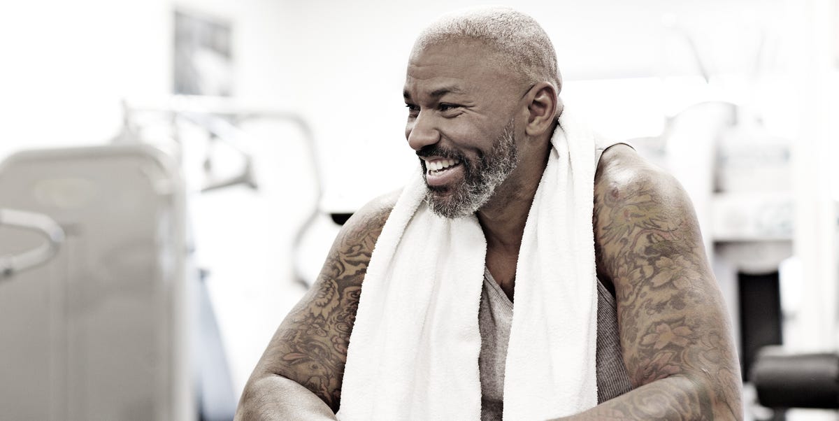 FitnessHacks101's tweet image. How to Overcome the Mental Challenges of Strength Training Beyond 40 menshealth.com/fitness/a32872… 

#StrengthTraining #Over40Fitness #MentalHealth #FitnessMotivation #Wellness #HealthyLifestyle #GetFit #WorkoutChallenge #FitFam #NoExcuses #FitnessHacks101