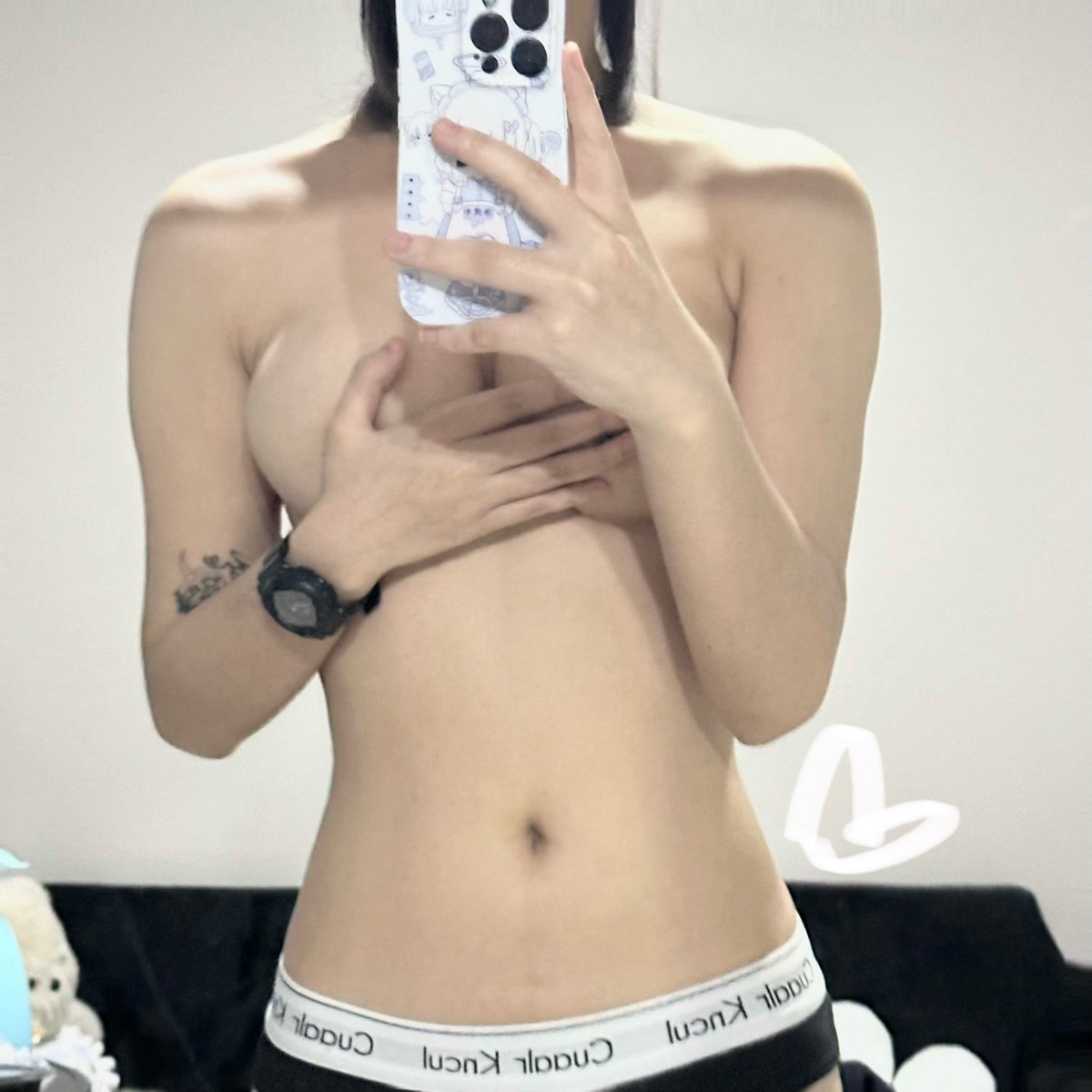 xiaobai6744's tweet image. 晚安！
#les #le #t1 #t1s #拉拉 #女同 #wlw