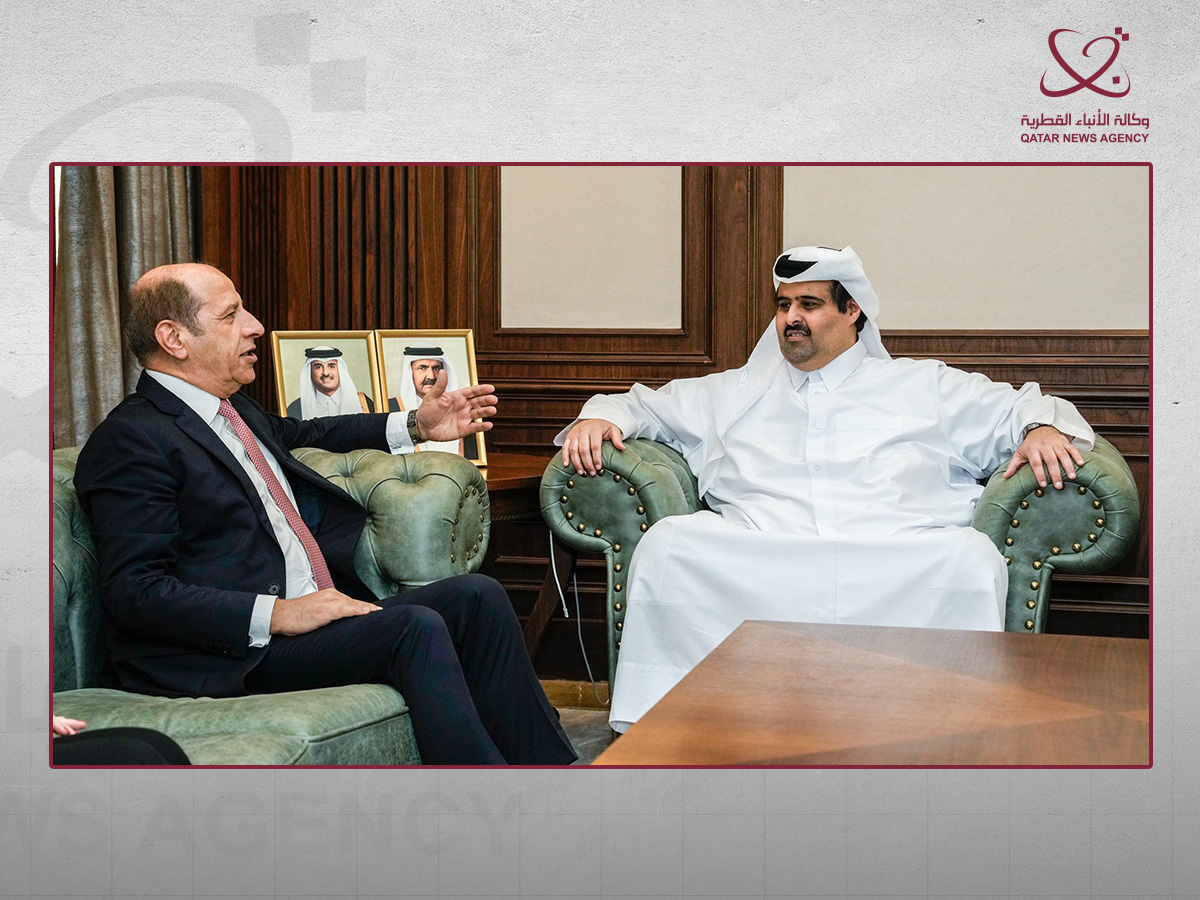 QNAEnglish's tweet image. CEO of Qatar Media Corporation Meets Jordanian Ambassador
#QNA  #Qatar  #Jordan 
bit.ly/4tn8tir