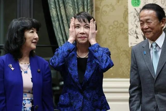 あかばね君 tweet media