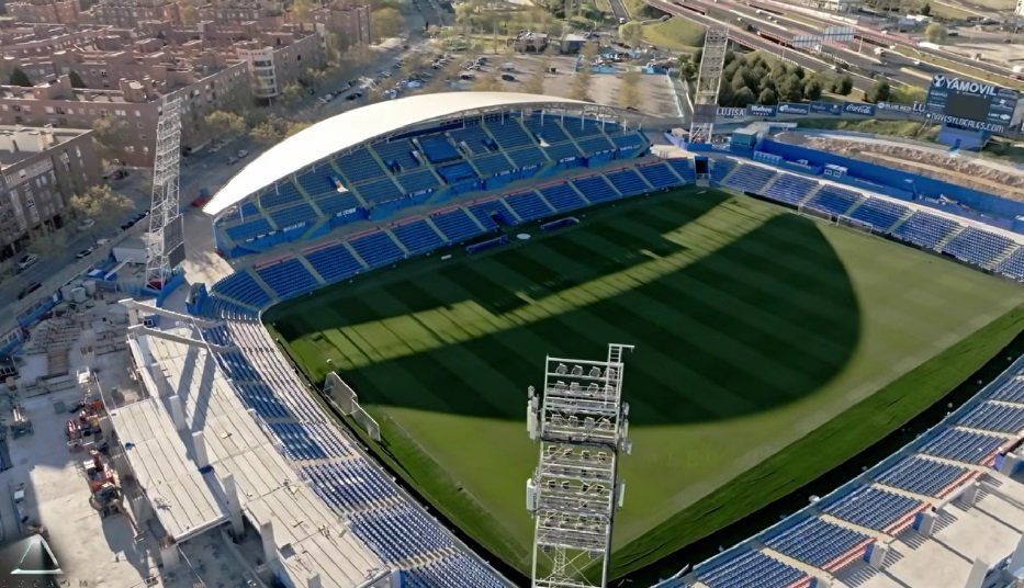زاوية الملاعب ⛳️🏟 tweet media