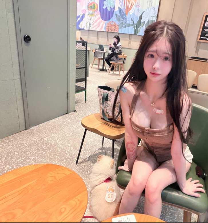 btc761's tweet photo. 迎接夏季的我~ https://t.co/6ZA6nkj2YP