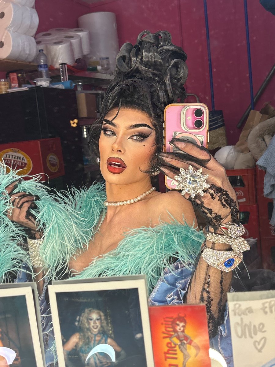 laniña💋 tweet media