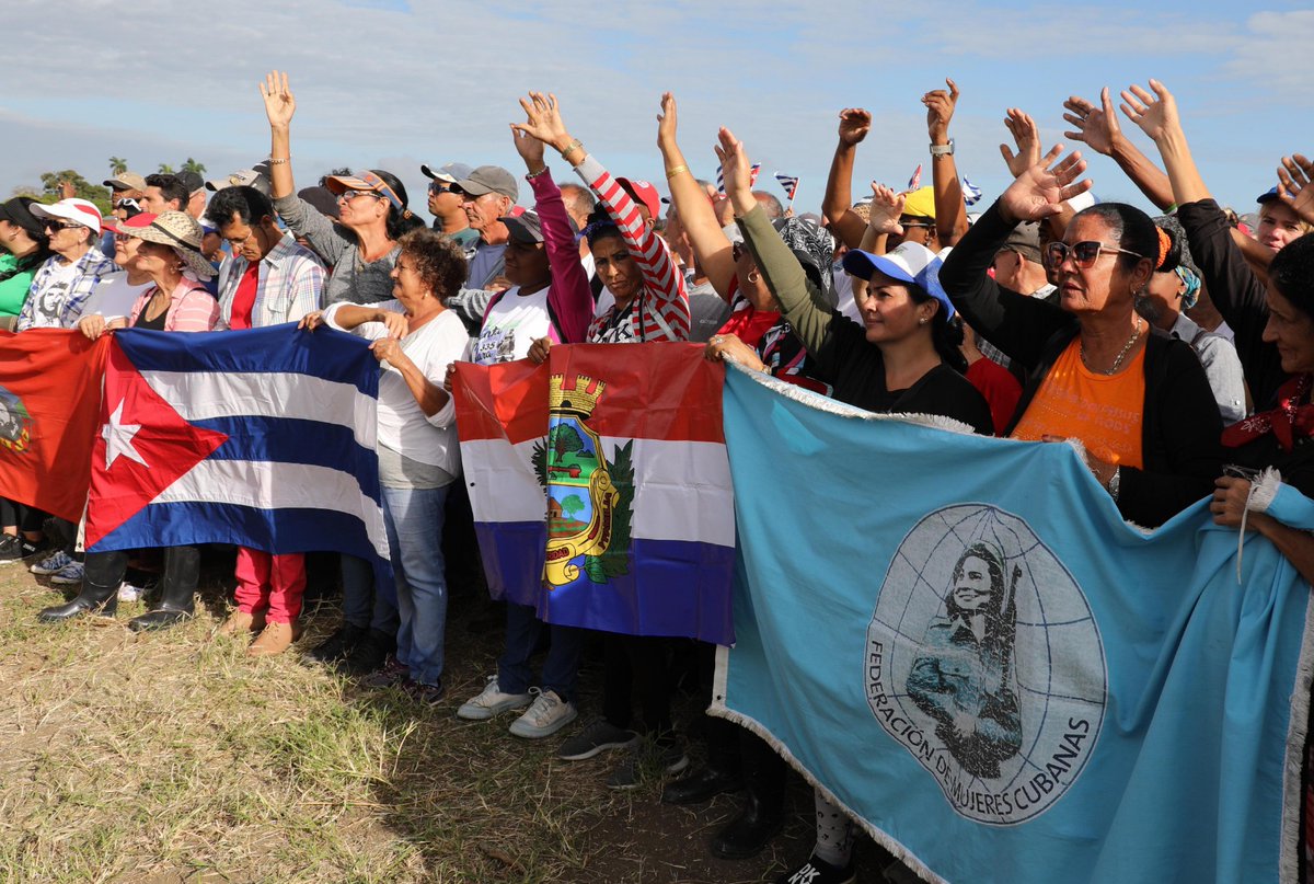 #VillaClaraConTodos mi firma por la Patria  #GirónEsHoy #VillaClaraConTodos #CubaEstáFirme #CubaVencerá .<a href="/DiazCanelB/">Miguel Díaz-Canel Bermúdez</a> <a href="/DrRobertoMOjeda/">Dr. Roberto Morales Ojeda</a> <a href="/MilaxyA/">Milaxy Yanet Sánchez Armas</a> <a href="/MMarreroCruz/">Manuel Marrero Cruz</a> <a href="/PresidenciaCuba/">Presidencia Cuba 🇨🇺</a> <a href="/PartidoPCC/">Partido Comunista de Cuba</a> .