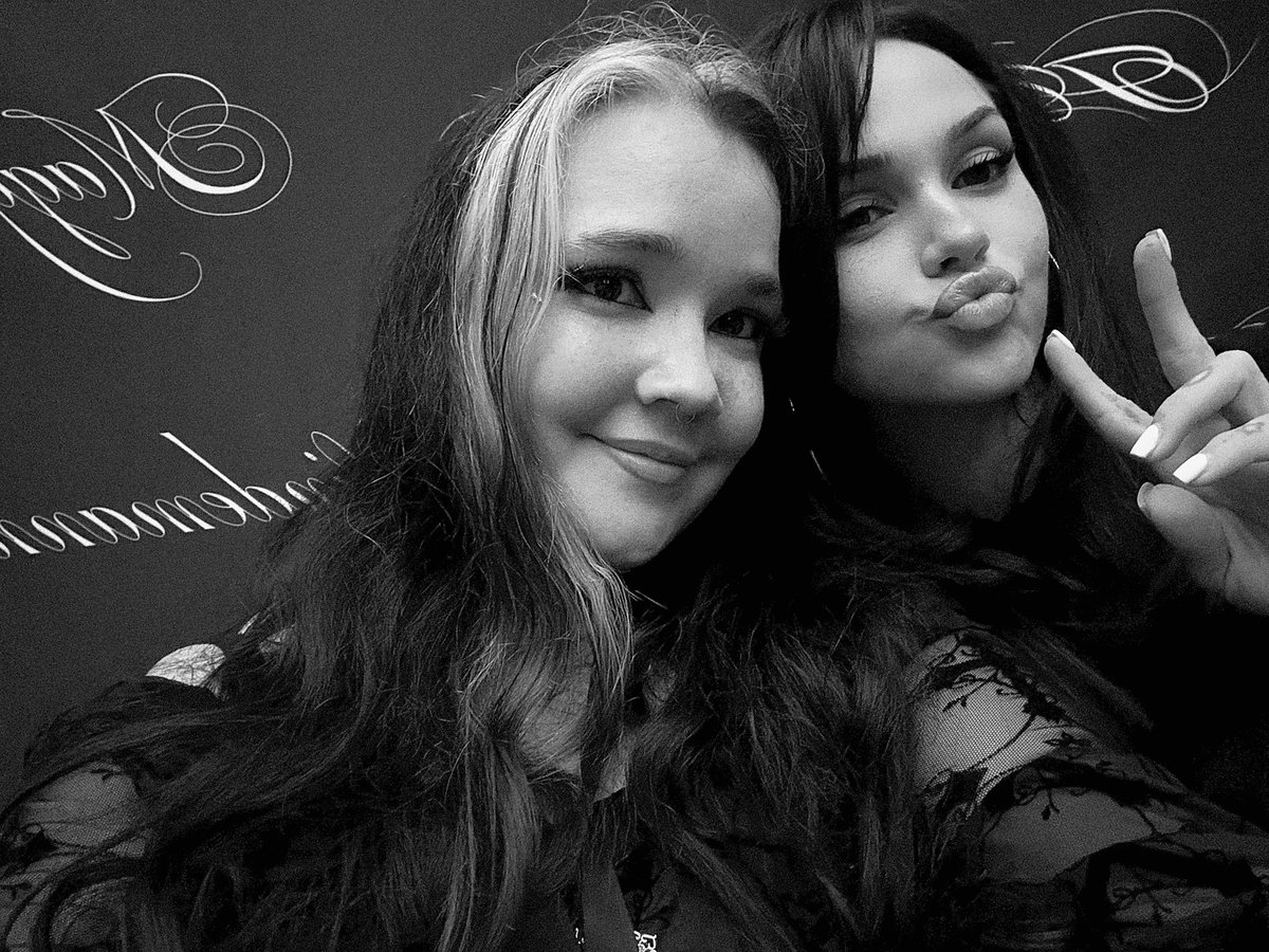 inez. MEET MAGGIE tweet media