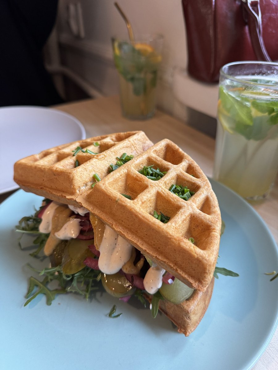 𝐆𝐨𝐝𝐝𝐞𝐬𝐬 𝐁𝐞𝐥𝐥𝐚 tweet media