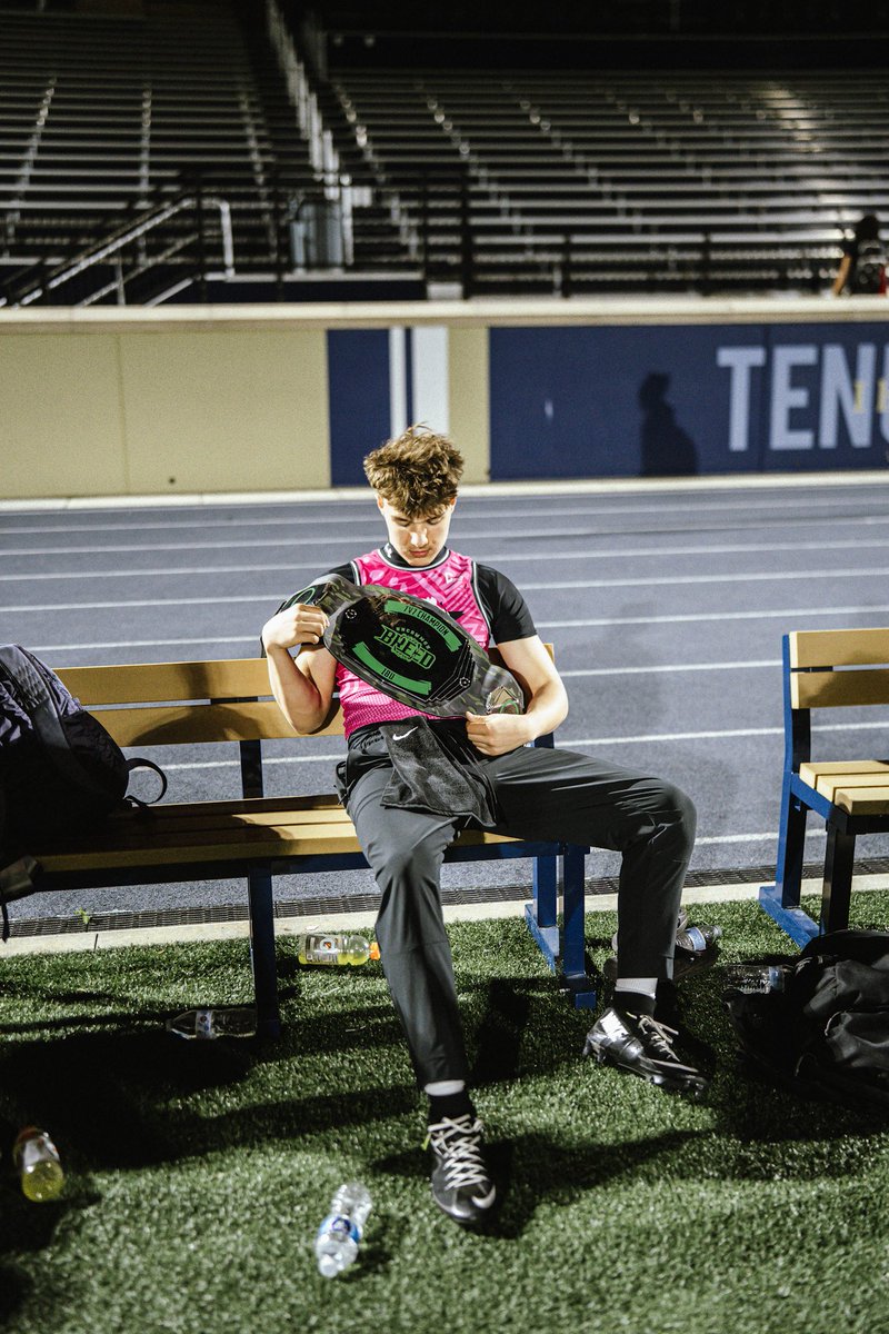 dylandellanoce's tweet photo. I had a great time playing in my first ever 7on7 tournament this past weekend. Went 5-0 and won the 18U Championship with @DxFbc54114! 
@HermitsFootball @chillbelton @CoachMauriello @mylesonetwo @BigPlayEv @Coach_KQuinn @Coach_DLaws https://t.co/zvVznfOaa5