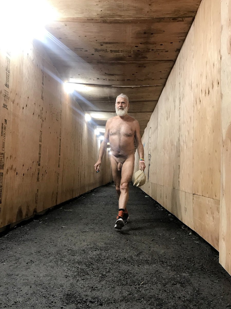 pgtoinsta tweet media