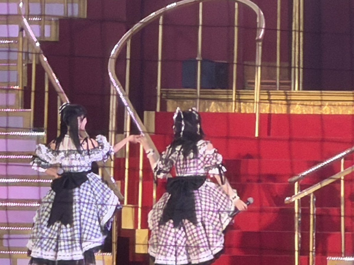 KslosherC's tweet photo. イコラブハマスタ day1,2どっちも楽しかった！きゃーたん可愛すぎた🍰 https://t.co/nM2FYqWh05
