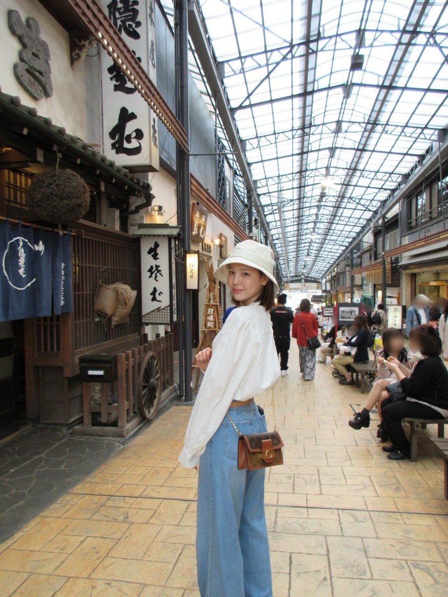 BRNIZIU's tweet image. 📸 | MAKO via Instagram.

"🚢 ~ Atami ~ 🏞️
Aproveitei muito a atmosfera da cidade de Atami, a comida, o mar e várias outras coisas ~ 🎵
Consegui me divertir de sobra, sem arrependimentos!
Ah, quero ir de novo ~"

#MAKO #NiziU #ニジュー #니쥬